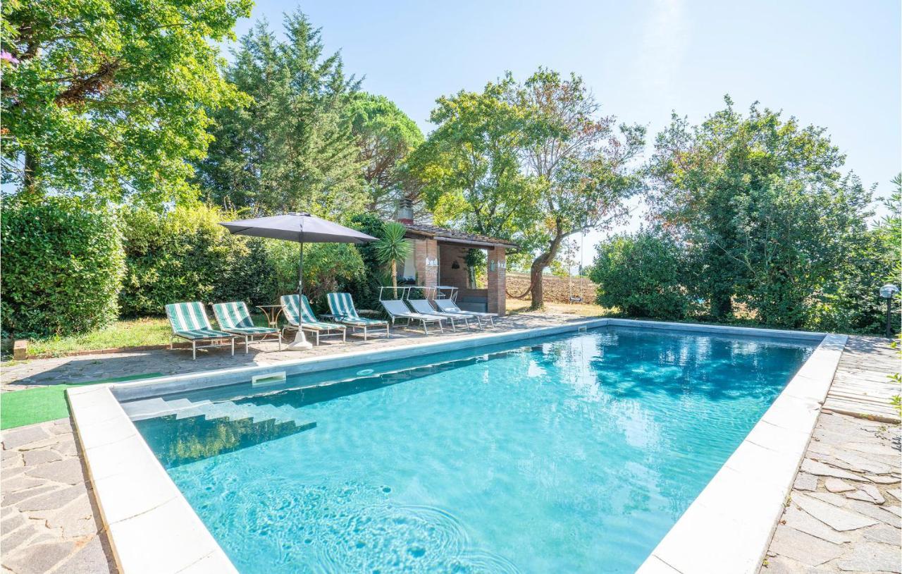 Amazing home in Foiano with 5 Bedrooms, WiFi&Outdoor swimming pool Foiano Della Chiana Buitenkant foto